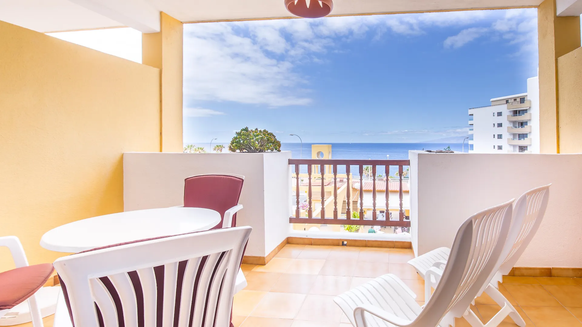 Albatros Apartments By Malibu Callao Salvaje Aparthotel